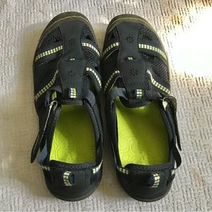 Jambu Jsports size 9.5M shoes